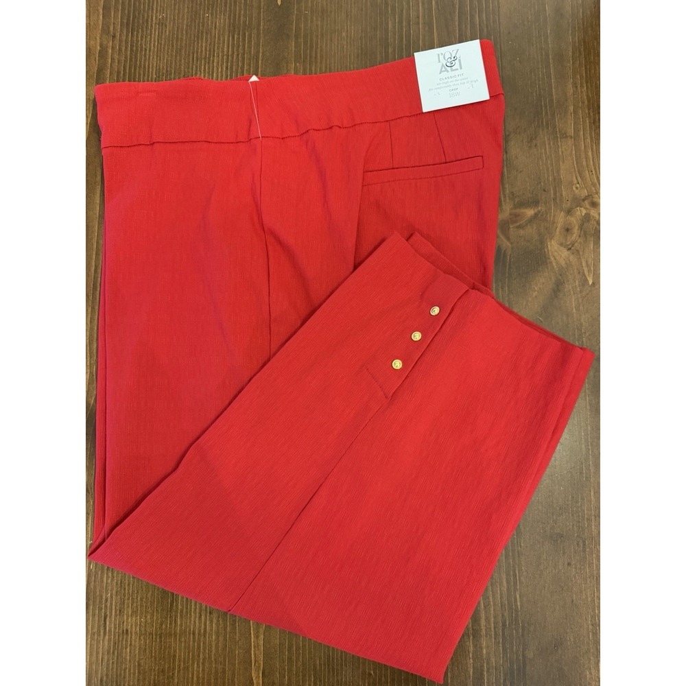 Roz & Ali Women's 18 Plus Classic Fit Cropped Pants Red Flat Front Solid NWT